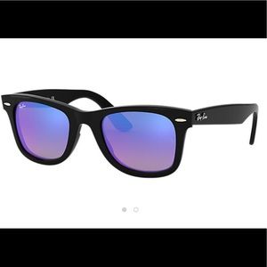 RayBan Wayfarer Sunglasses